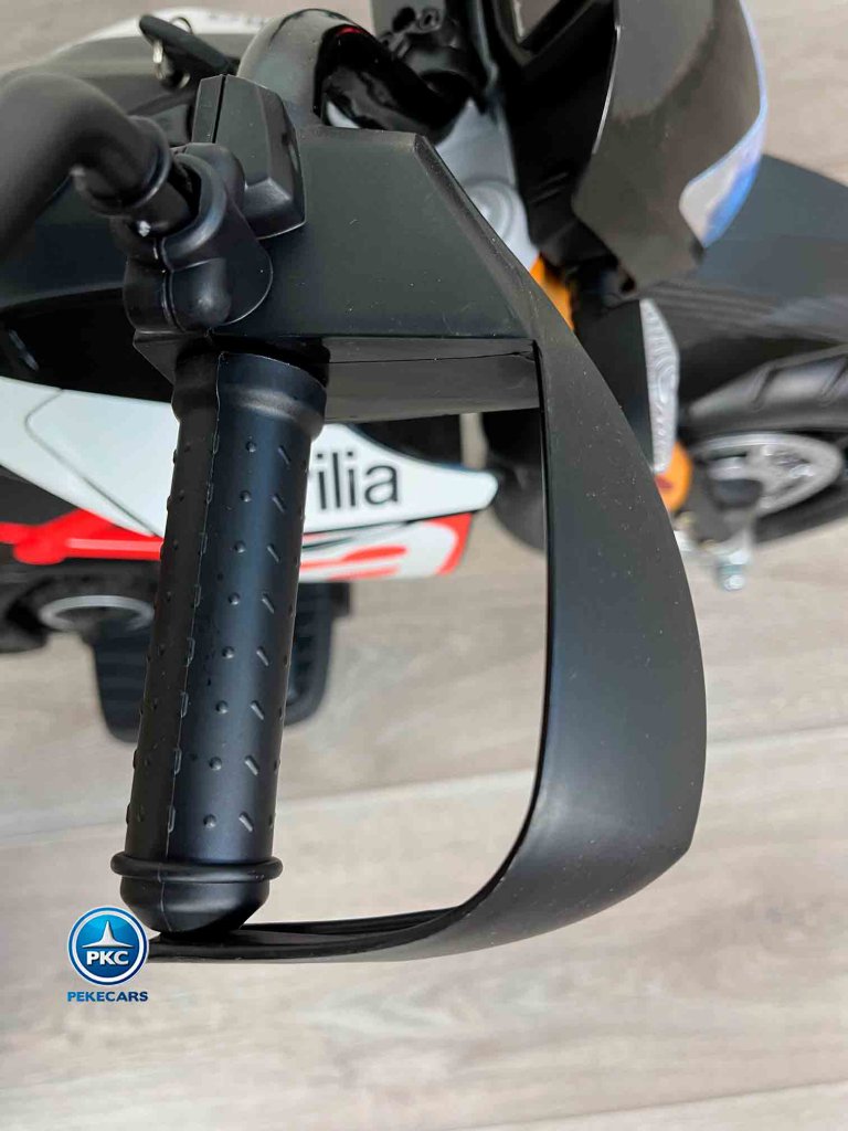 Moto aprilia dorsoduro 12v roja