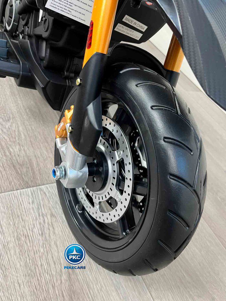 Moto aprilia dorsoduro 12v roja