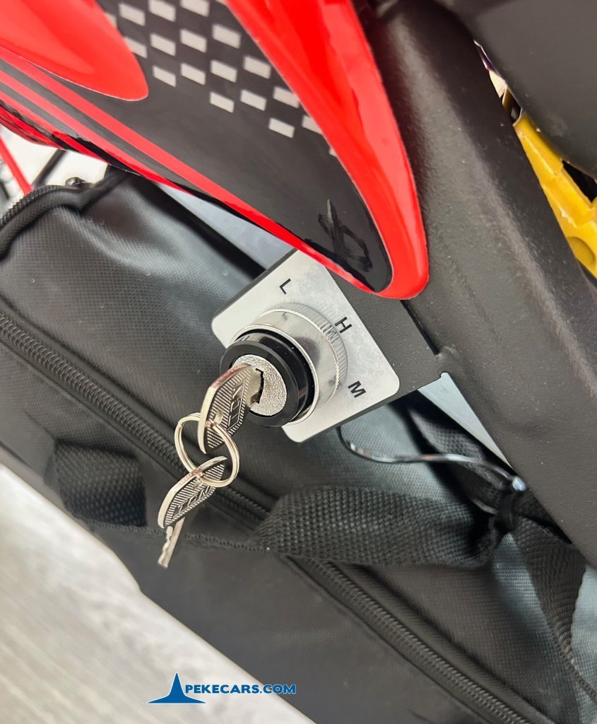Moto electrica para niños Dirk 36V 800W Roja llave