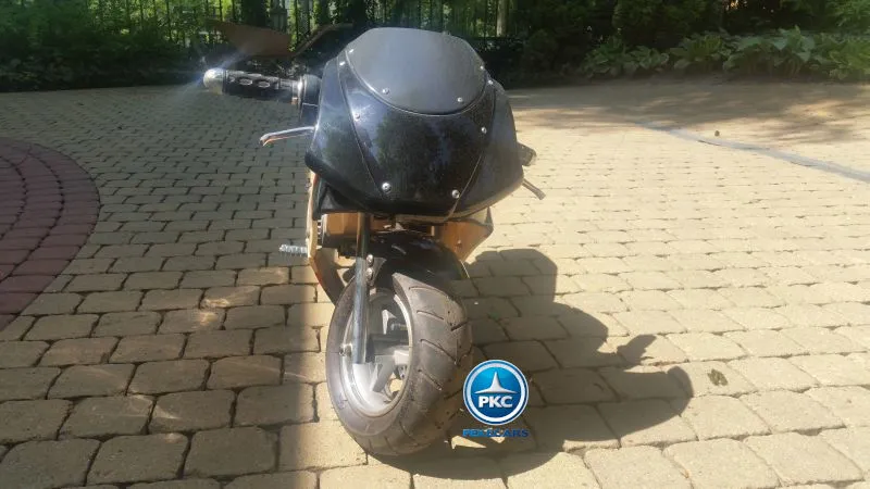 Moto ducati style naranja y blanca 36v