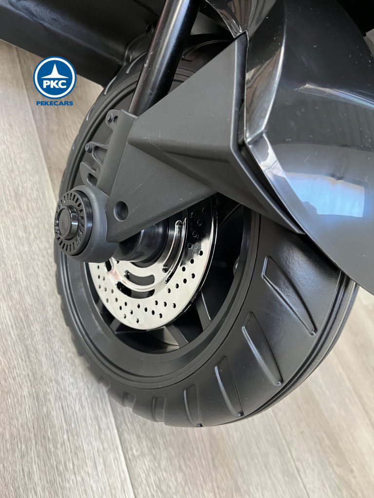 Moto eléctrica para niños BMW Style Negra rueda de caucho