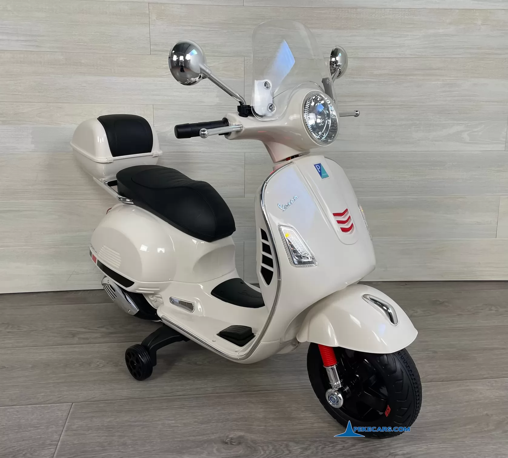 Moto Vespa GTS-S 12V blanco 3/4 frontal izquierdo