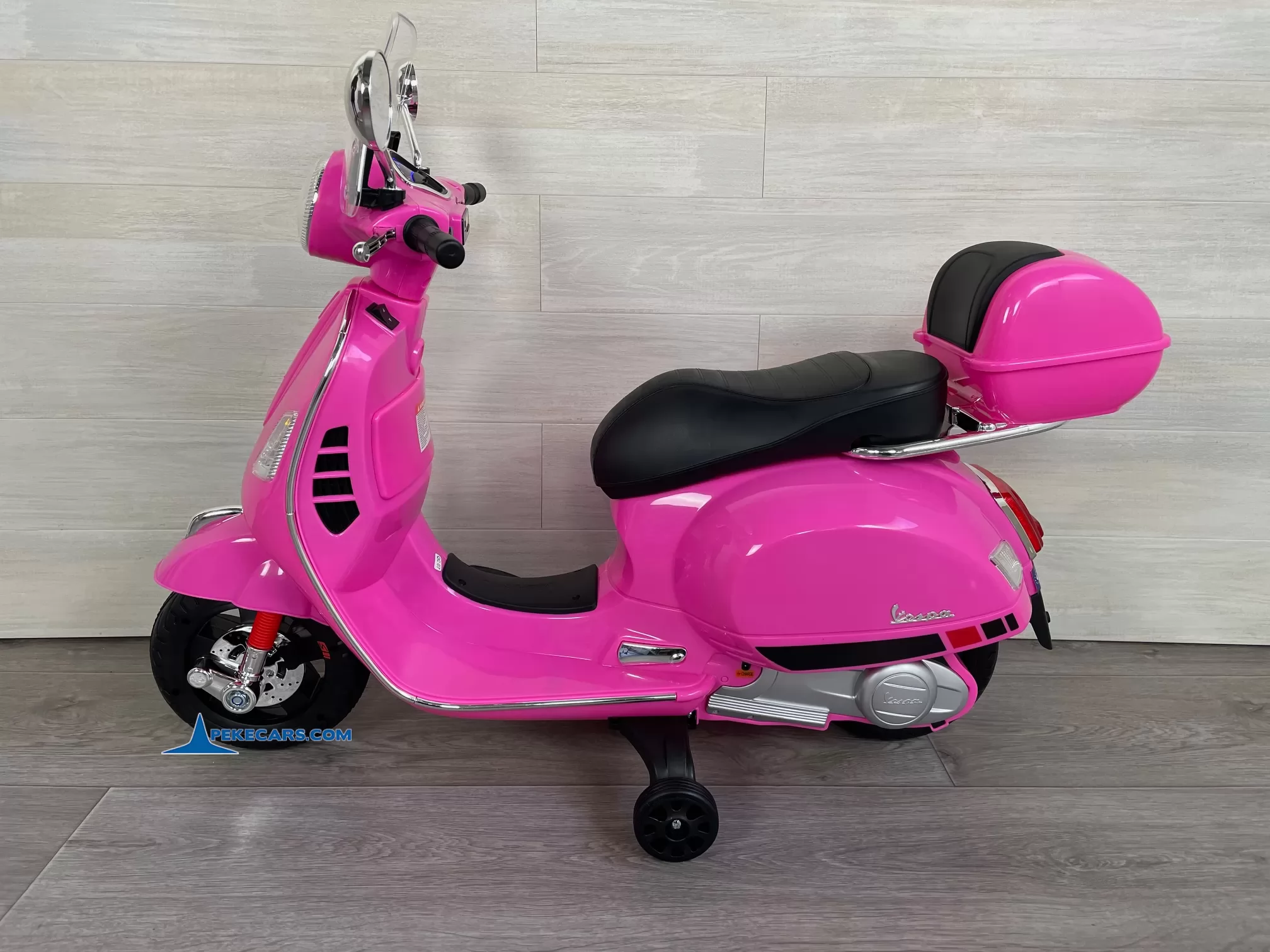 Moto Vespa GTS-S 12V rosa 3/4 lateral