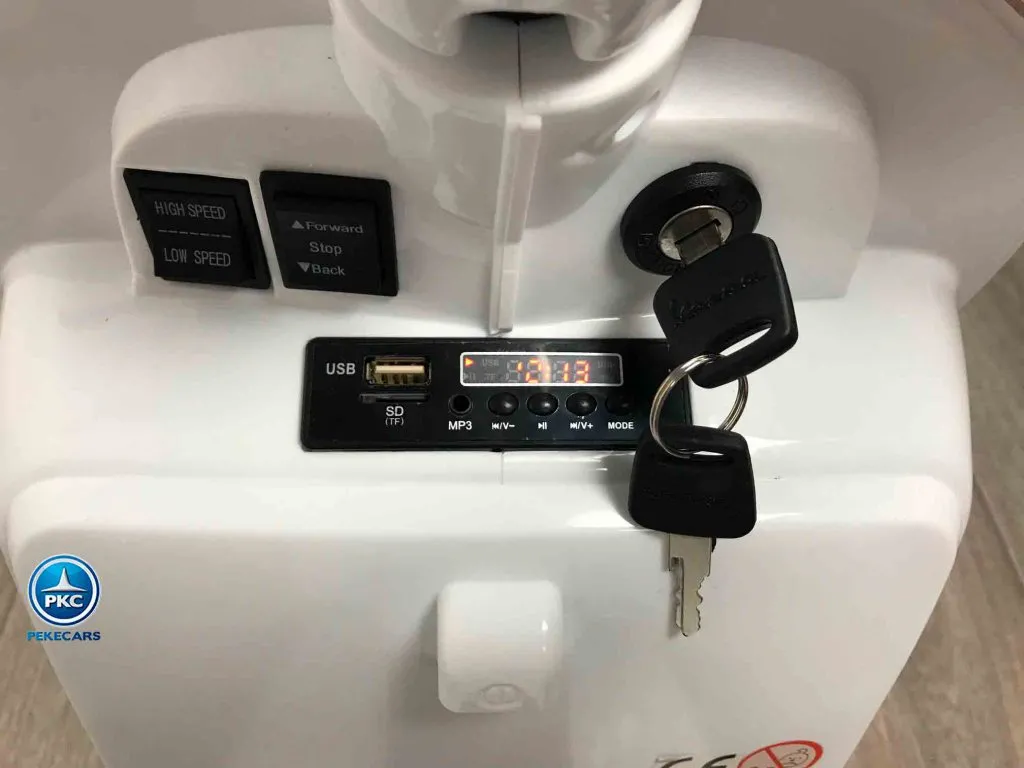 Vespa Piaggio Blanca 12V