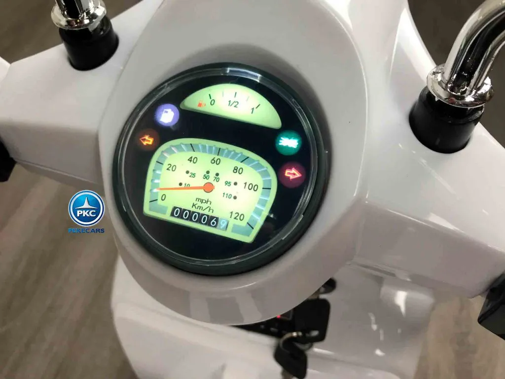 Vespa Piaggio Blanca 12V