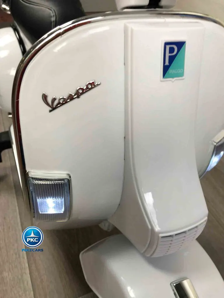 Vespa Piaggio Blanca 12V
