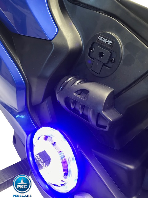 Moto de carreras estilo Ducati 24V Azul luz