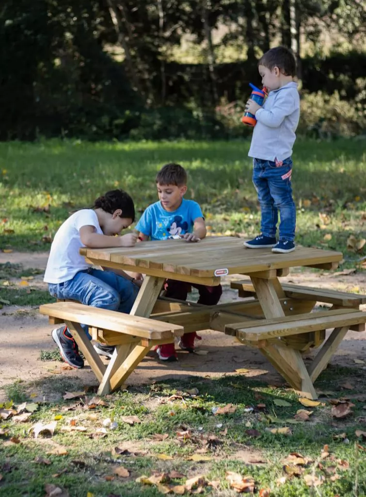 Mesa de Picnic Masgames Persic Horeca - con niños
