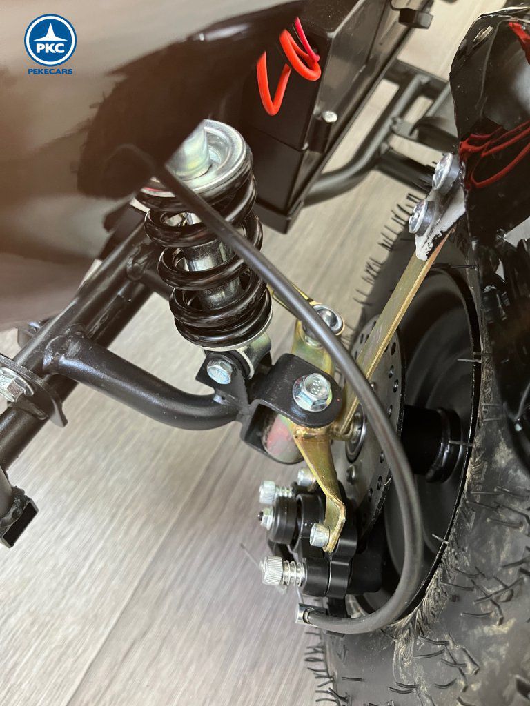 Quad electrico para niños Cobra 36V 800W Rojo amortiguador rueda