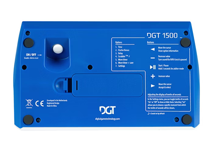 Reloj digital para ajedrez DGT 1500 color azul parte de abajo