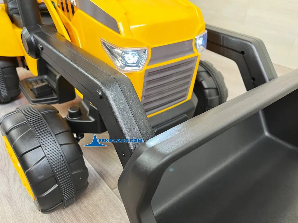Tractor Electrico Peketrac 3100 12V 2.4G Amarillo detalle frente luces