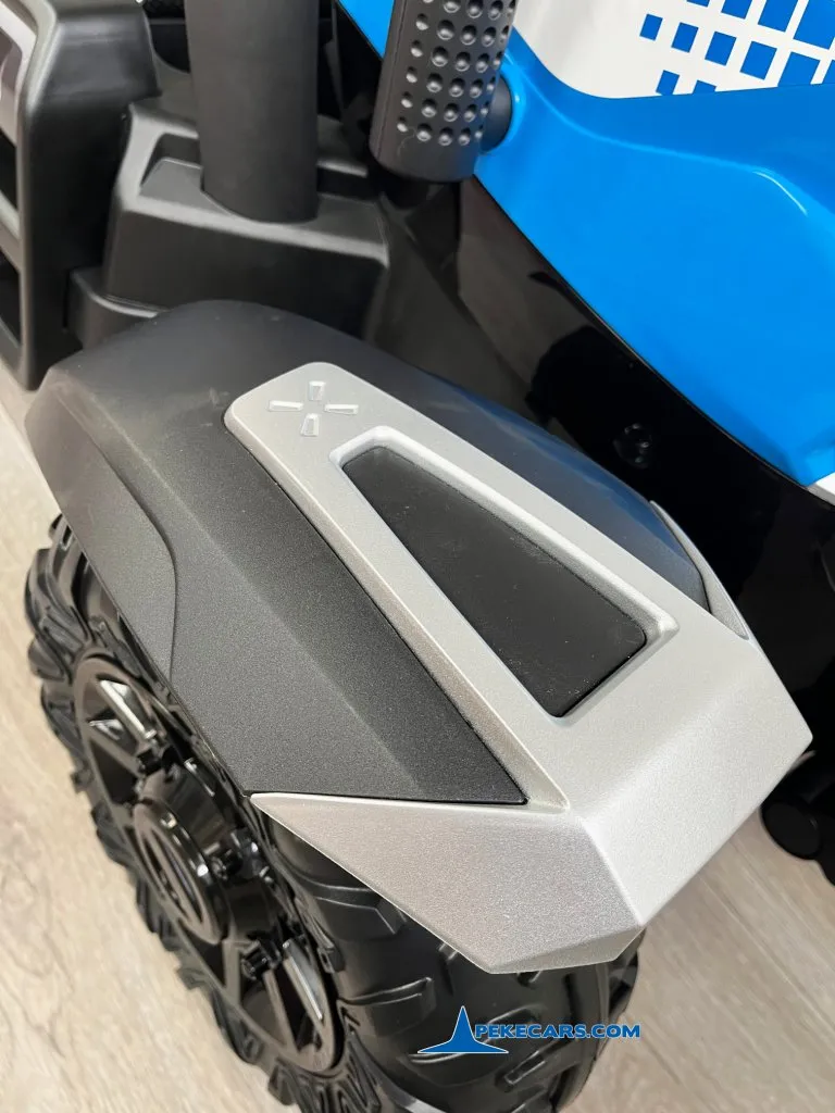 Tractor Electrico Peketrac 5200 con Remolque 2.4G 24V Azul detalle guardabarros