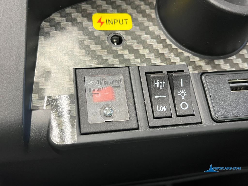 Tractor Electrico Peketrac 5200 con Remolque 2.4G 24V Azul botonera