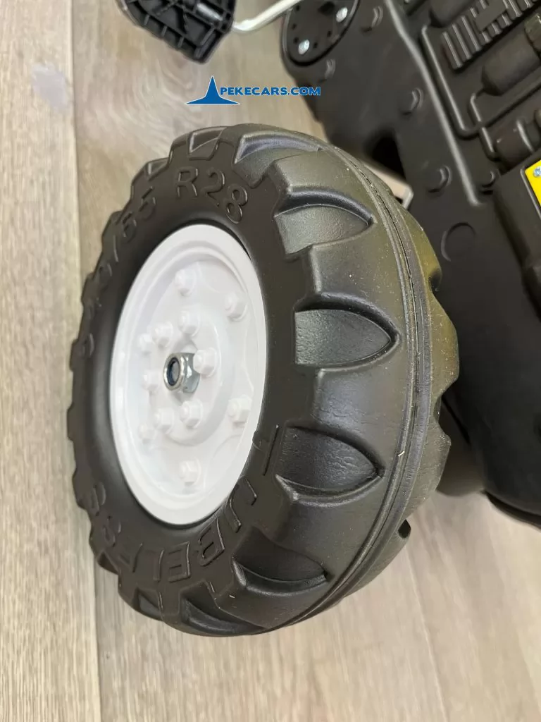 Tractor a pedales 3001 con remolque amarillo rueda