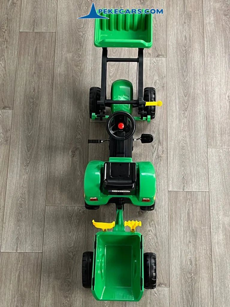 Tractor a pedales infantil Verde con Remolque y Pala