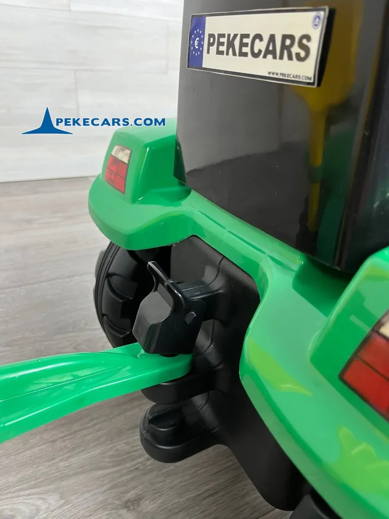 Tractor a pedales para niños Verde con Remolque y Pala enganche