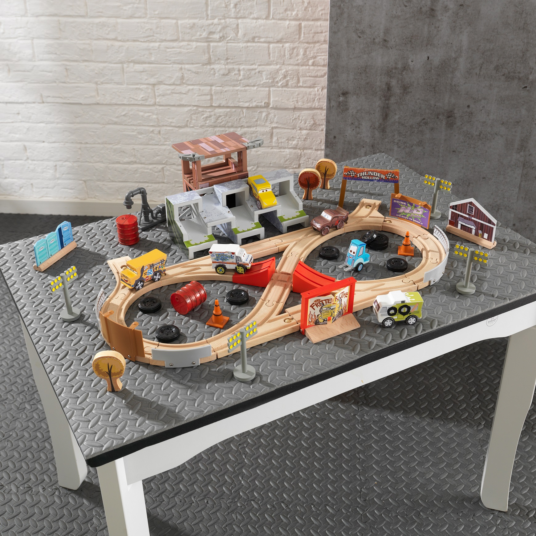 Circuito disney® pixar cars 3 - thunder hollow - 17212 Imagen 2